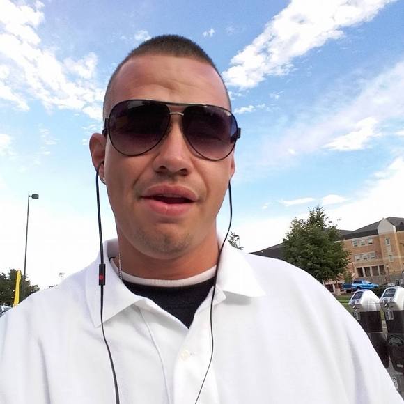 Meet your Posher, Dominic - Picture 1 of 1